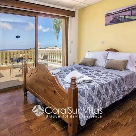 Fabulous In Coral Bay Near Beach, Amenities * Pegeia