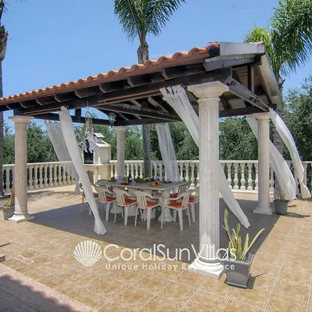 Fabulous In Coral Bay Near Beach, Amenities Villa Peyia