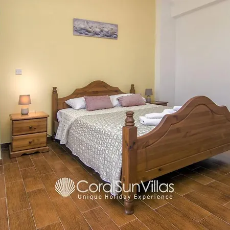 Fabulous In Coral Bay Near Beach, Amenities Villa *