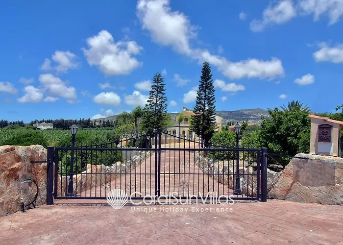 Fabulous In Coral Bay Near Beach, Amenities Vila *