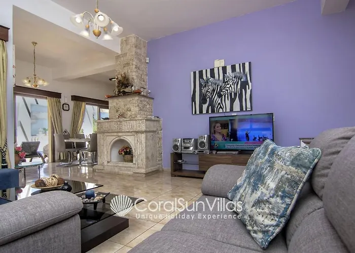 Vila Fabulous In Coral Bay Near Beach, Amenities Pegeia