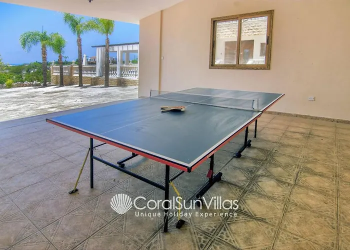 Fabulous In Coral Bay Near Beach, Amenities Βίλα Πέγεια