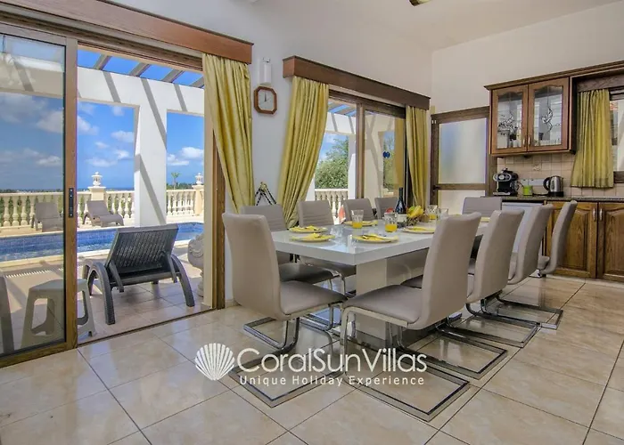 Fabulous In Coral Bay Near Beach, Amenities Vila Pegeia