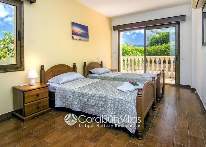 Vila Fabulous In Coral Bay Near Beach, Amenities Pegeia